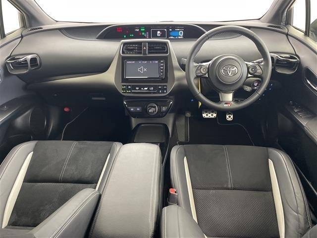 Toyota PRIUS PHV 2021 8423396-14