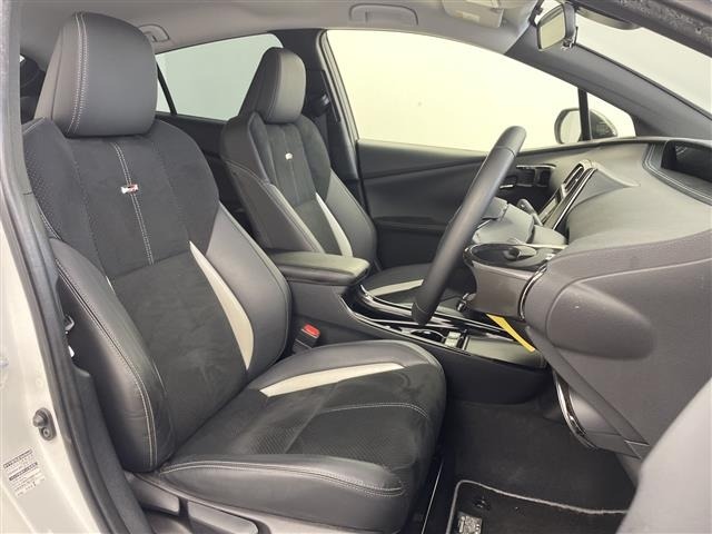Toyota PRIUS PHV 2021 8423396-6