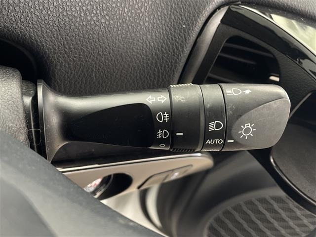 Toyota PRIUS PHV 2021 8423396-7