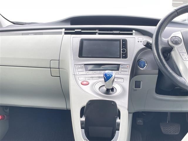 Toyota PRIUS PHV 2013 8423401-20
