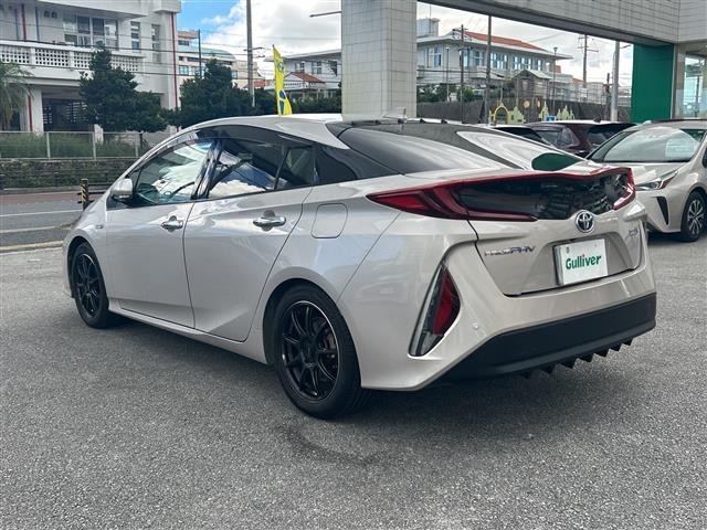 Toyota PRIUS PHV 2017 8423411-13