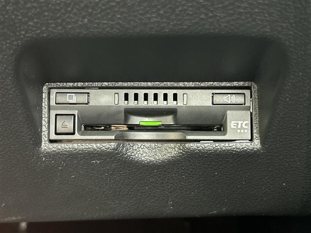 Toyota PRIUS PHV 2017 8423411-2