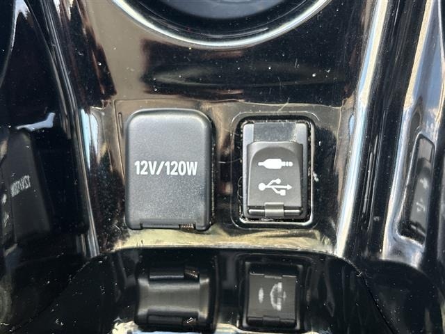 Toyota PRIUS PHV 2017 8423412-5