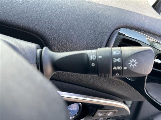 Toyota PRIUS PHV 2018 8423420-4