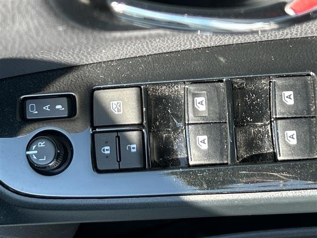 Toyota PRIUS PHV 2018 8423420-5