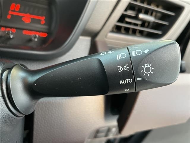 Toyota ROOMY 2018 8421907-9