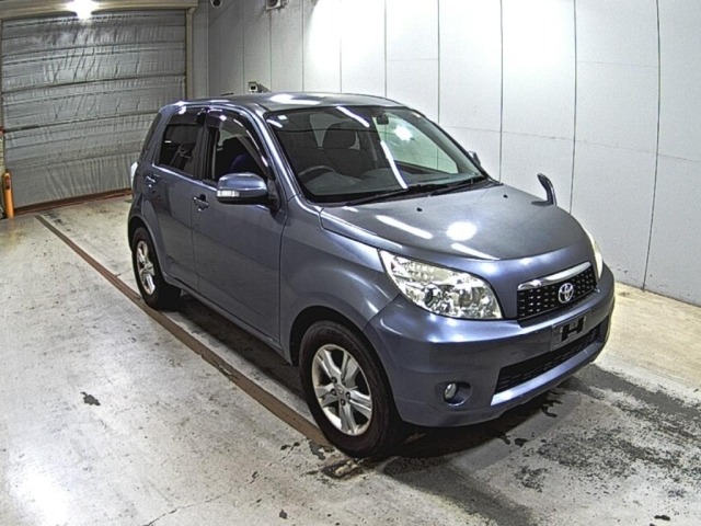 Toyota RUSH 2013 8425232-0