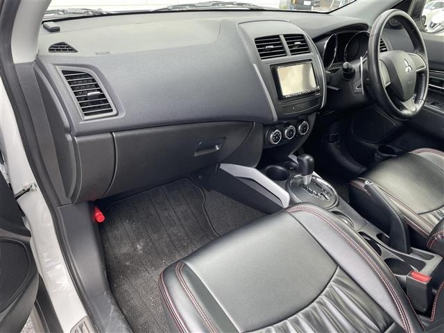 Mitsubishi RVR 2013 8430867-2