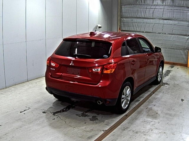 Mitsubishi RVR 2017 8430918-5