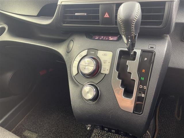Toyota SIENTA 2019 8442620-10