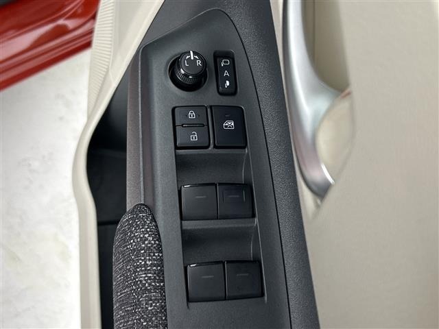 Toyota SIENTA 2023 8442662-4