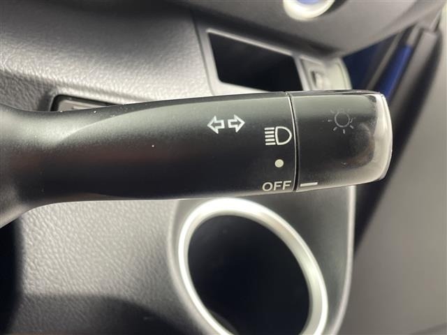 Toyota SIENTA 2015 8443321-22