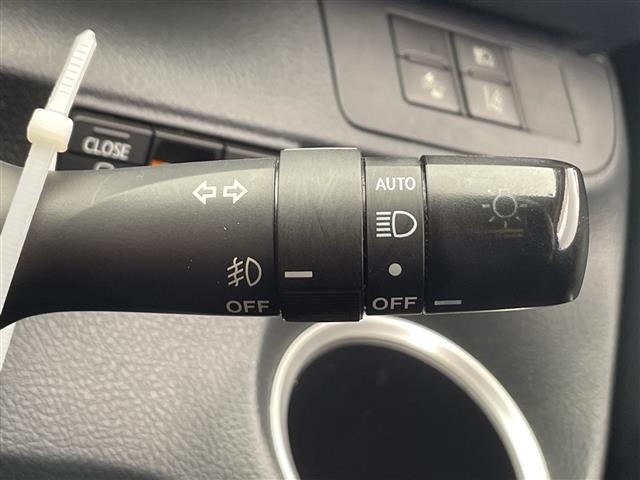 Toyota SIENTA 2017 8443456-9