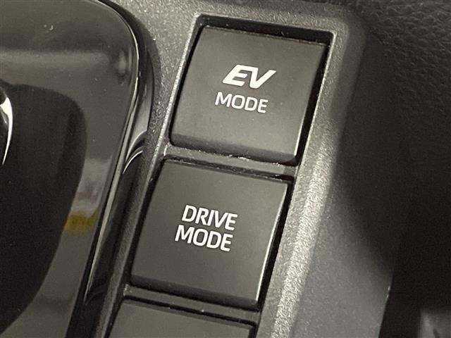Toyota SIENTA 2023 8443477-9