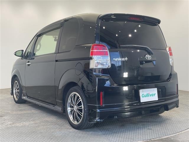 Toyota SPADE 2012 8424051-13
