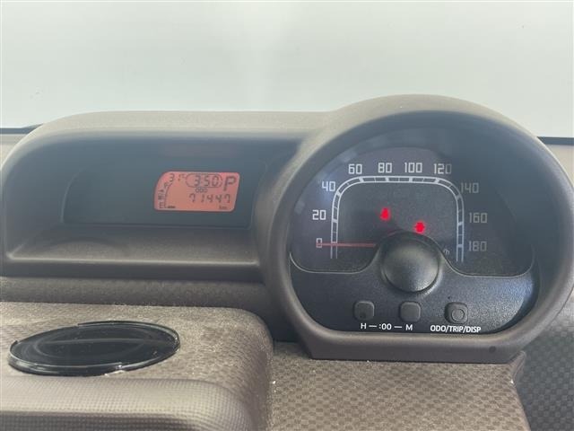 Toyota SPADE 2012 8424051-19