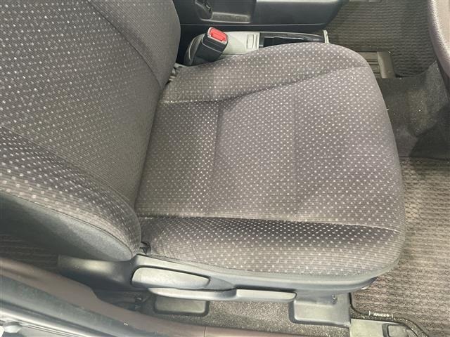 Toyota SPADE 2012 8424051-4
