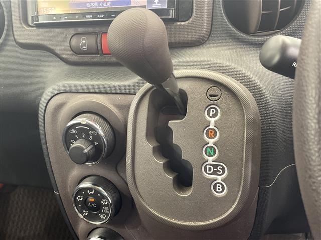 Toyota SPADE 2012 8424051-5