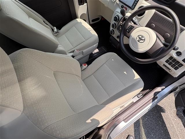 Toyota SPADE 2017 8424061-1