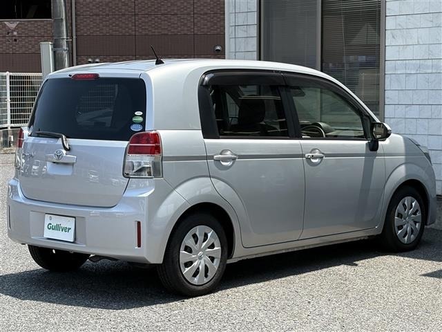 Toyota SPADE 2017 8424061-2