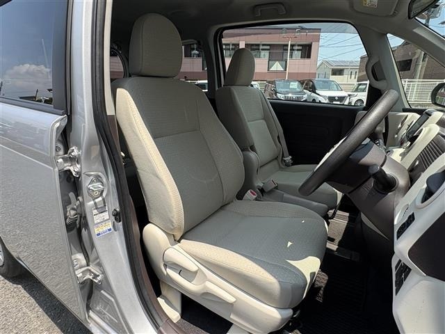 Toyota SPADE 2017 8424061-3