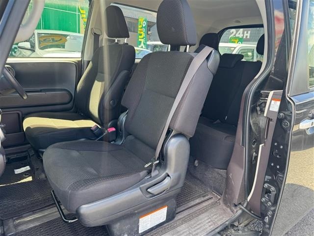Toyota SPADE 2015 8424062-7