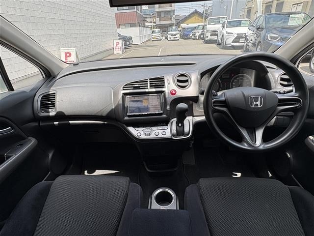 Honda STREAM 2007 8429988-3