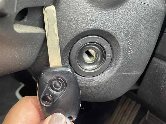 Honda STREAM 2009 8429989-19