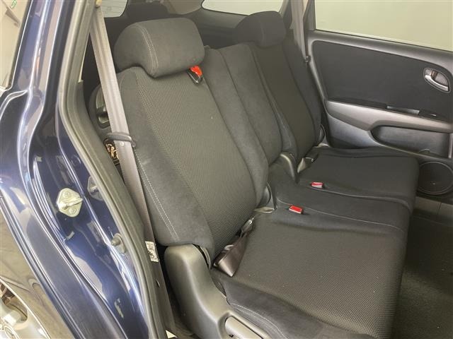 Honda STREAM 2009 8429989-22