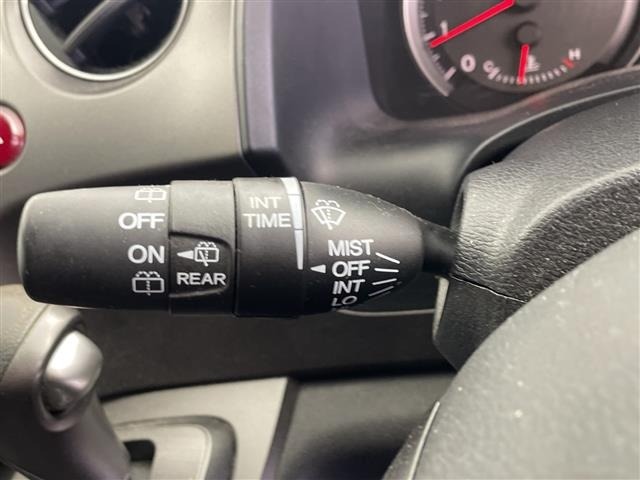 Honda STREAM 2009 8429989-7