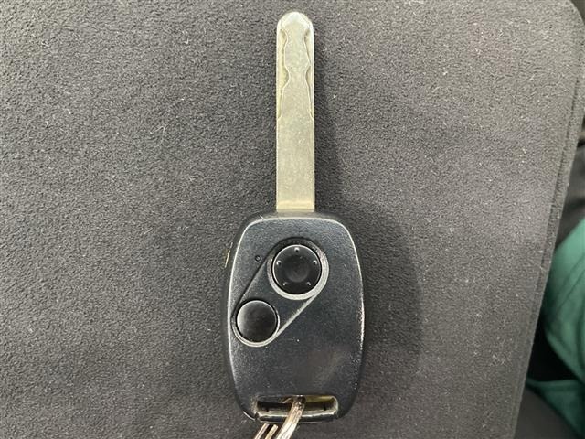 Honda STREAM 2010 8429997-21