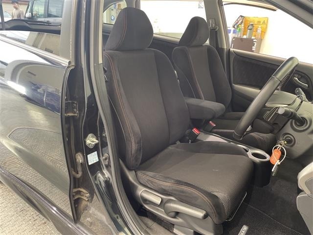 Honda STREAM 2010 8429997-22