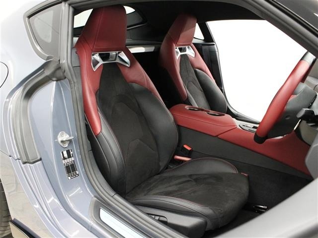 Toyota SUPRA 2025 8427259-1