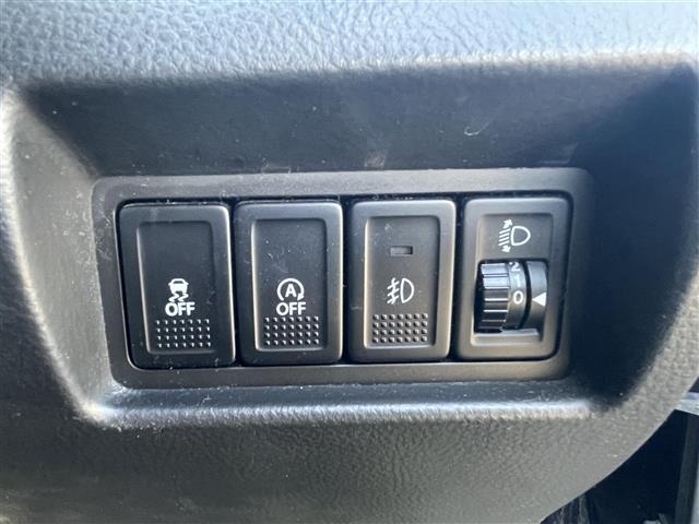 Suzuki SWIFT 2013 8421861-22