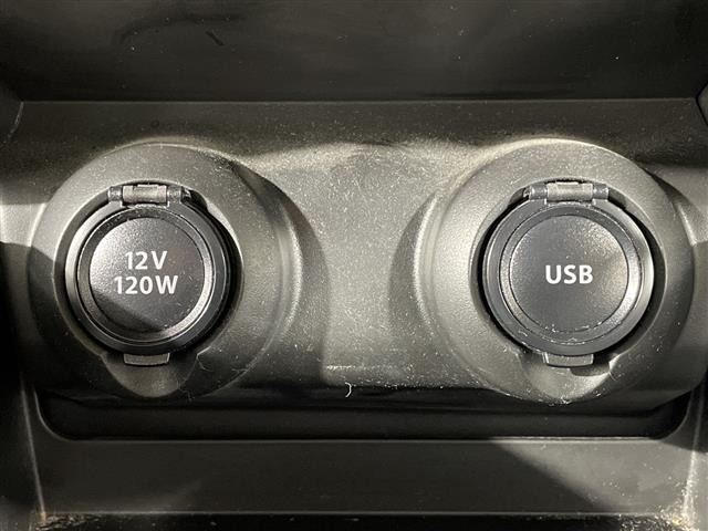 Suzuki SWIFT 2018 8421880-3