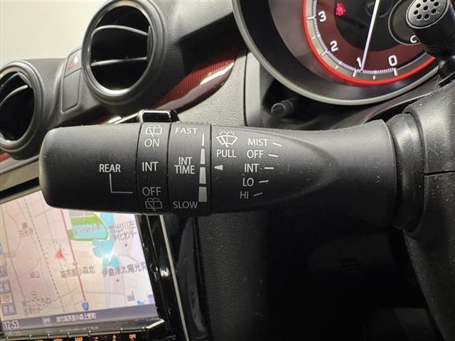 Suzuki SWIFT 2023 8421935-21