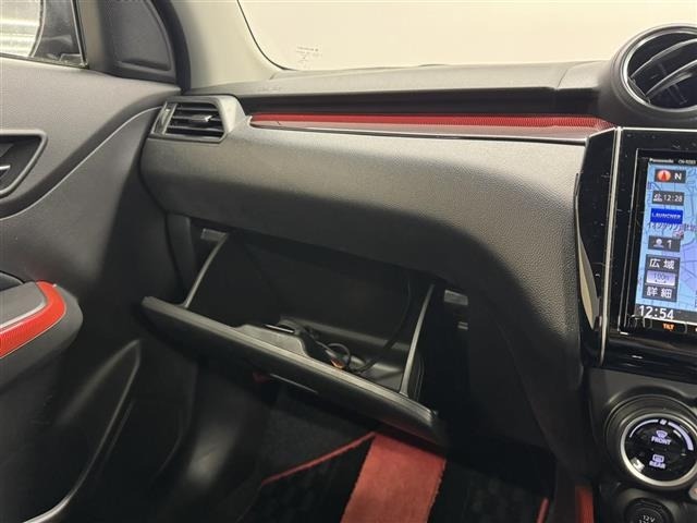 Suzuki SWIFT 2023 8421935-9
