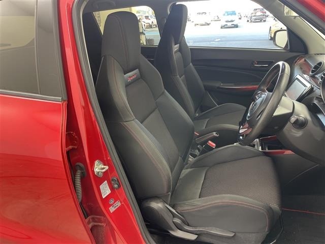 Suzuki SWIFT 2017 8421939-1
