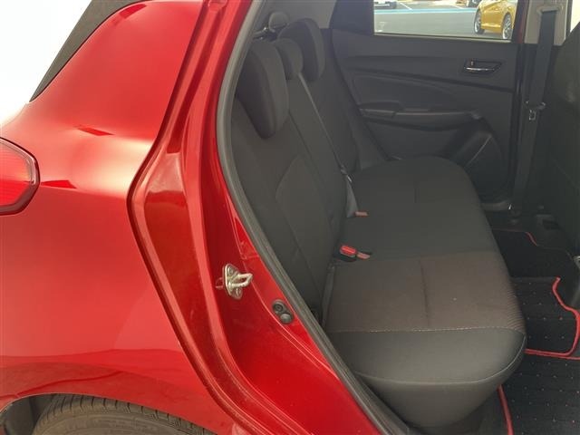 Suzuki SWIFT 2017 8421939-3