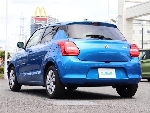 Suzuki SWIFT 2022 8421971-17