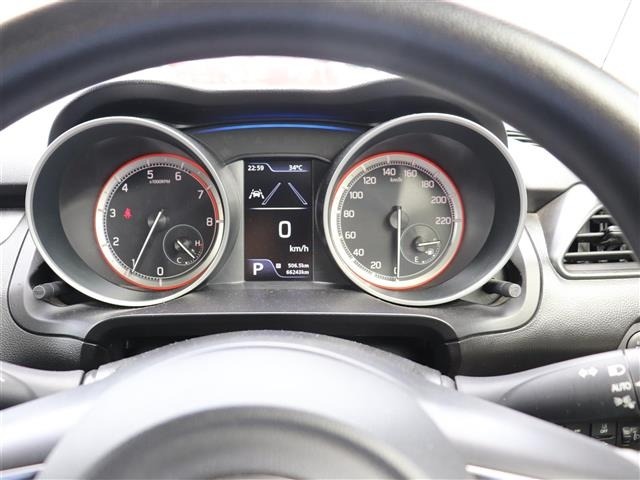 Suzuki SWIFT 2022 8421971-2