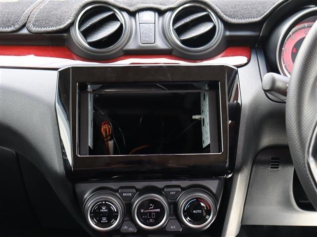 Suzuki SWIFT 2023 8421972-5