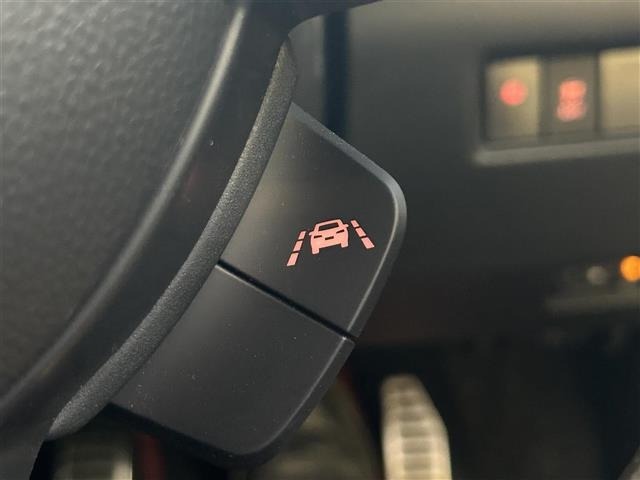 Suzuki SWIFT 2025 8421989-10