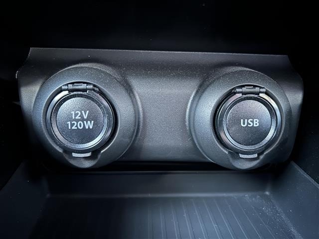 Suzuki SWIFT 2025 8421989-21