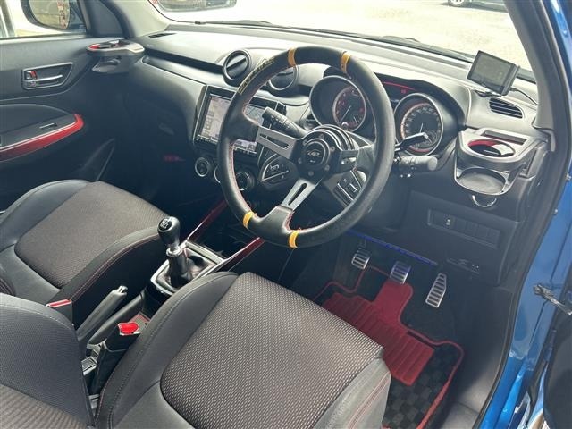 Suzuki SWIFT 2018 8421990-22