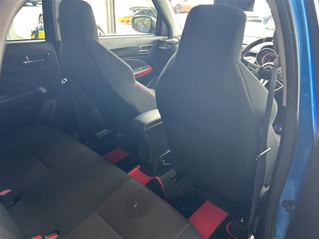 Suzuki SWIFT 2018 8421990-4
