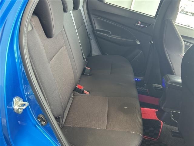 Suzuki SWIFT 2018 8421990-6