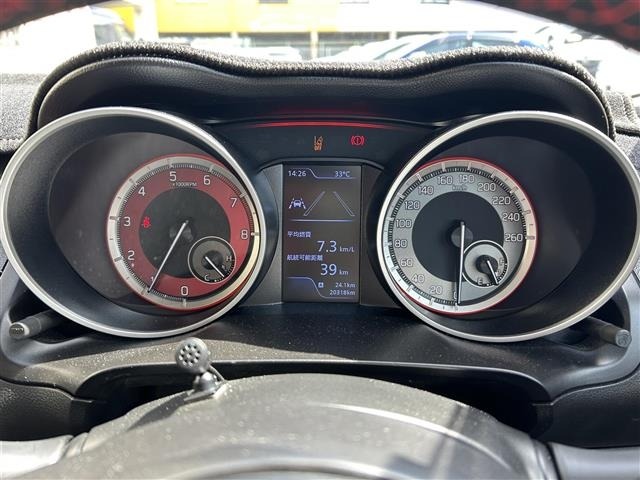 Suzuki SWIFT 2018 8421995-11