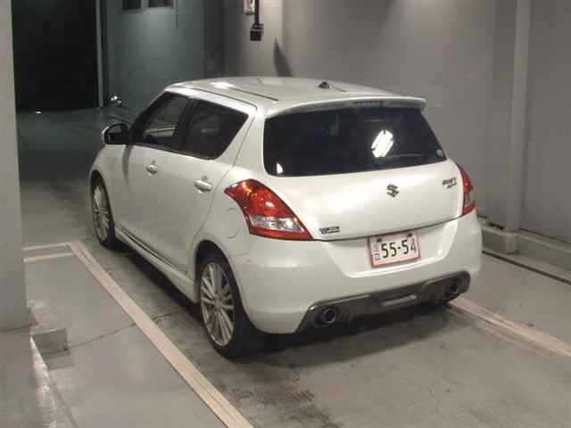Suzuki SWIFT 2012 8422137-1