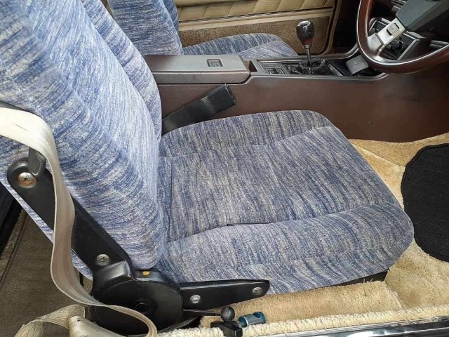 Isuzu 117 COUPE 1980 8454338-10